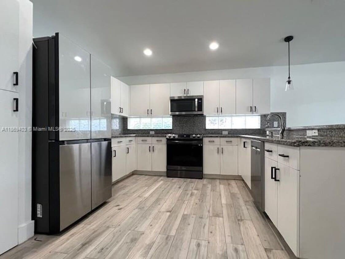 Photo - 17888 SW 14th Street, Pembroke Pines, FL 33029