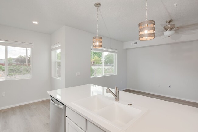 Building Photo - Now Leasing! Great New, Location, Communit...