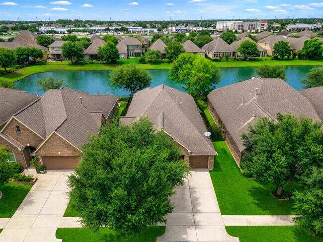 Foto del edificio - 26314 Mercy Moss Ln