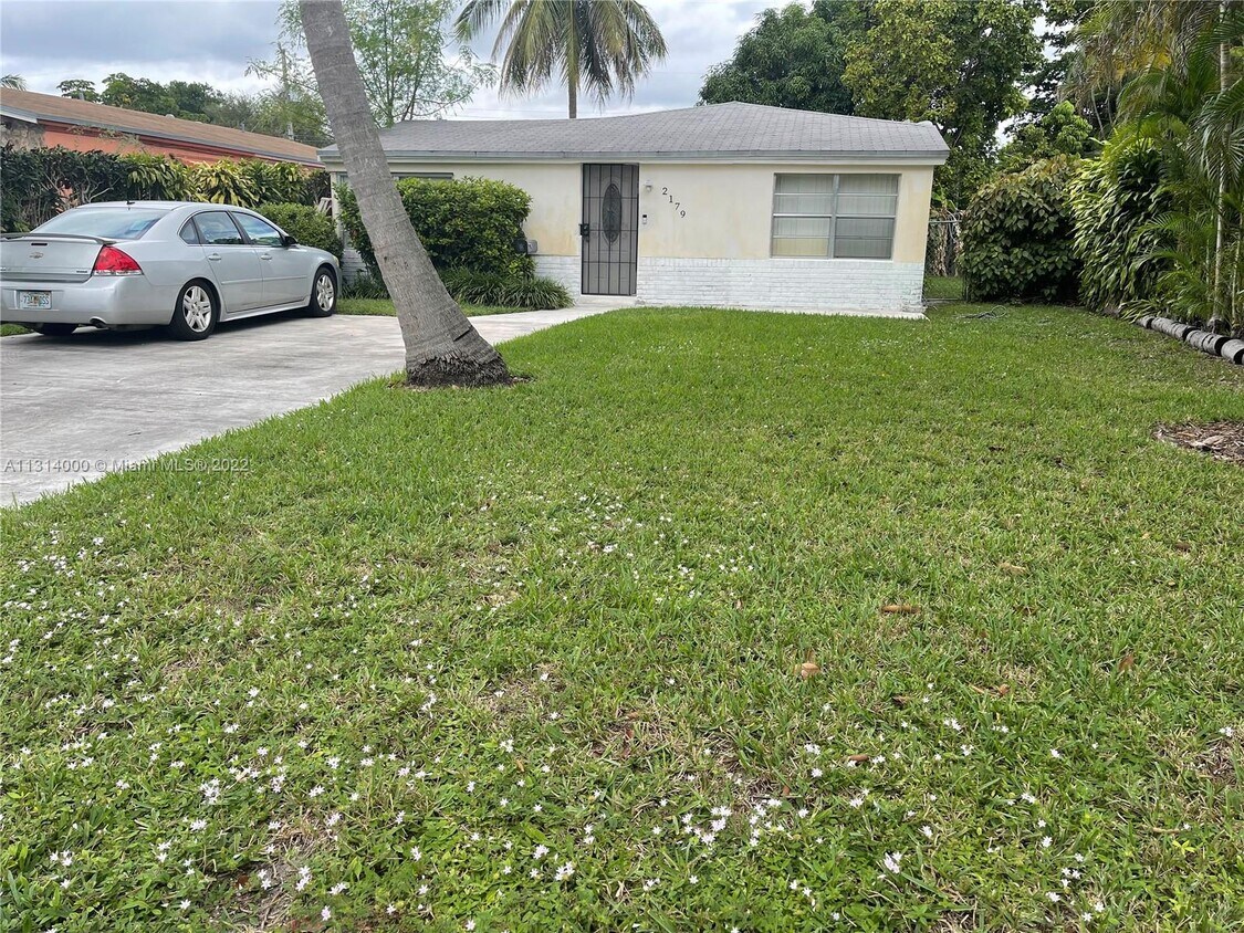 2179 NE 182nd St, North Miami Beach, FL 33162 House for Rent in North