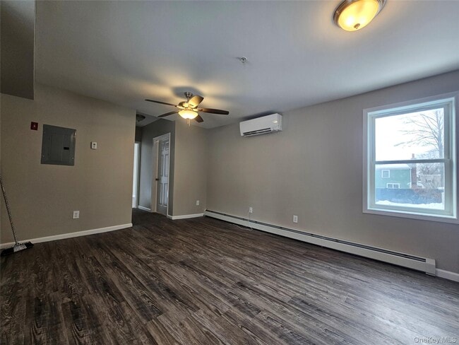 Building Photo - 12 West St