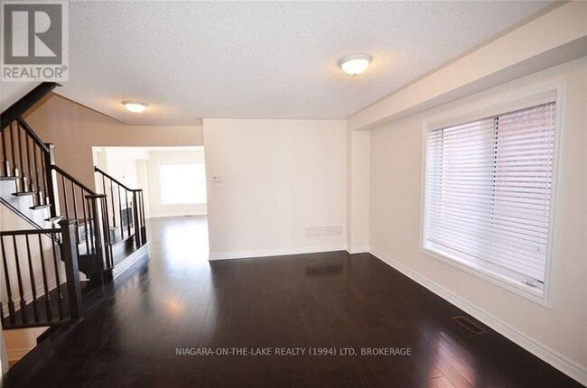 Building Photo - 62 Keith Cres