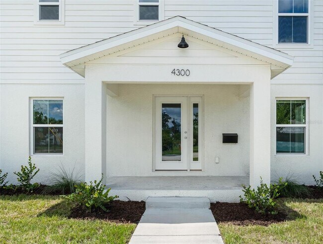 Foto del edificio - 4300 5th Ave S