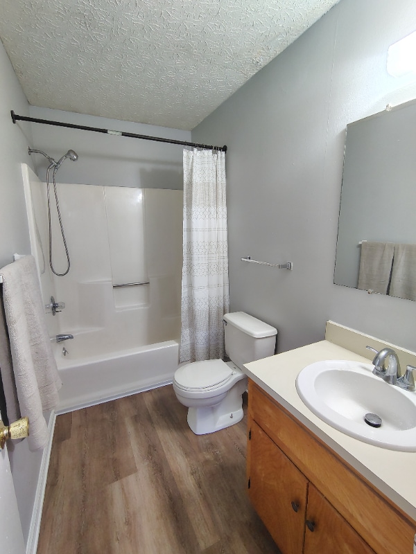 Foto del edificio - 74 Duiguid Dr