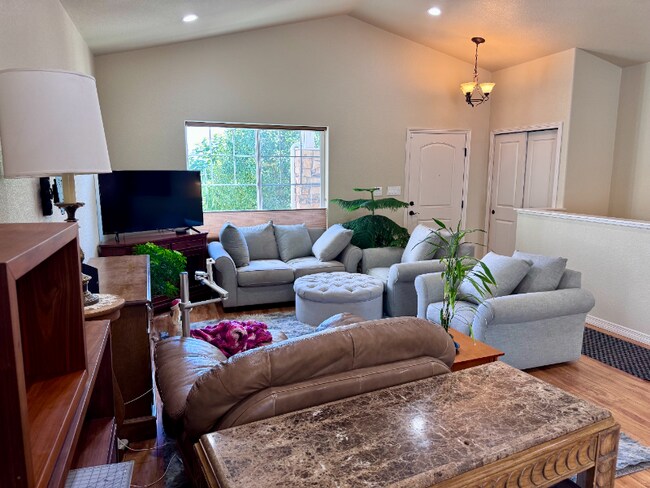 Foto del edificio - 2791 Exmoor Ln