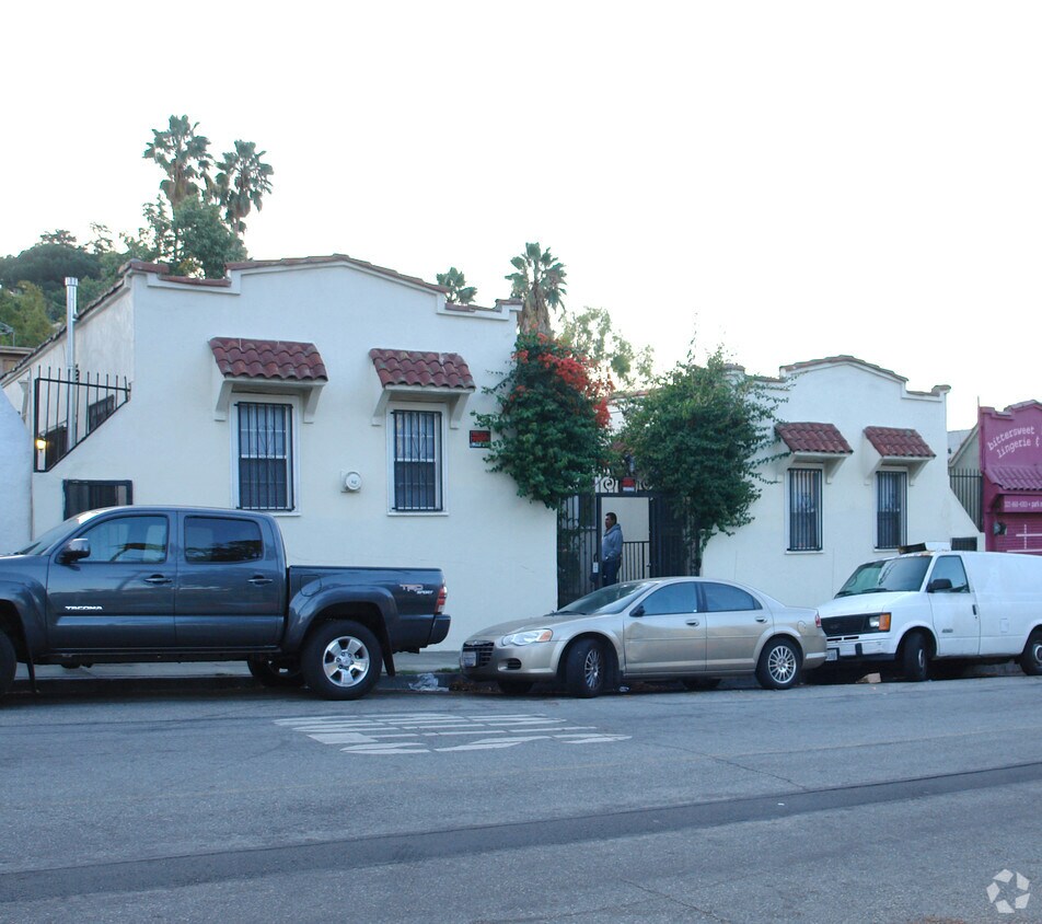 Primary Photo - 1408-1412 Micheltorena St