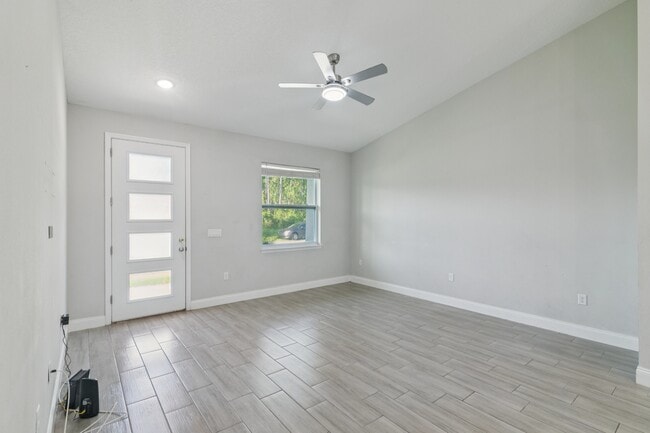 Building Photo - 969 Cambridge Ct