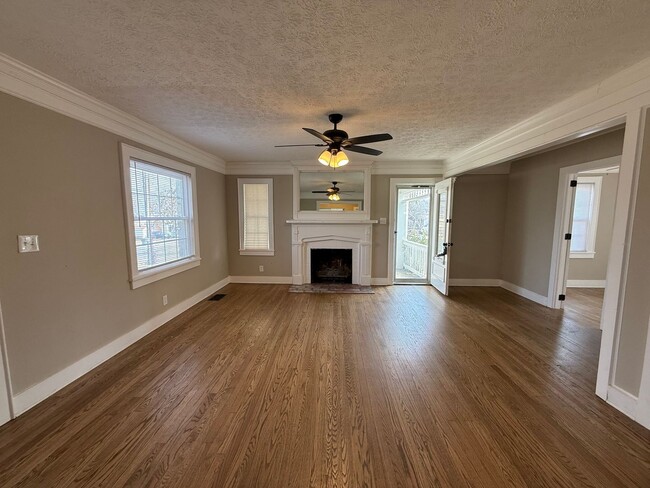 Foto del edificio - 287 E Eastland St