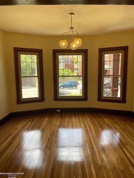 Foto del edificio - 3930 Trumbull
