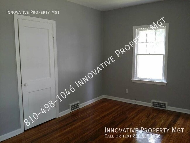 Foto del edificio - 702 Thomson St