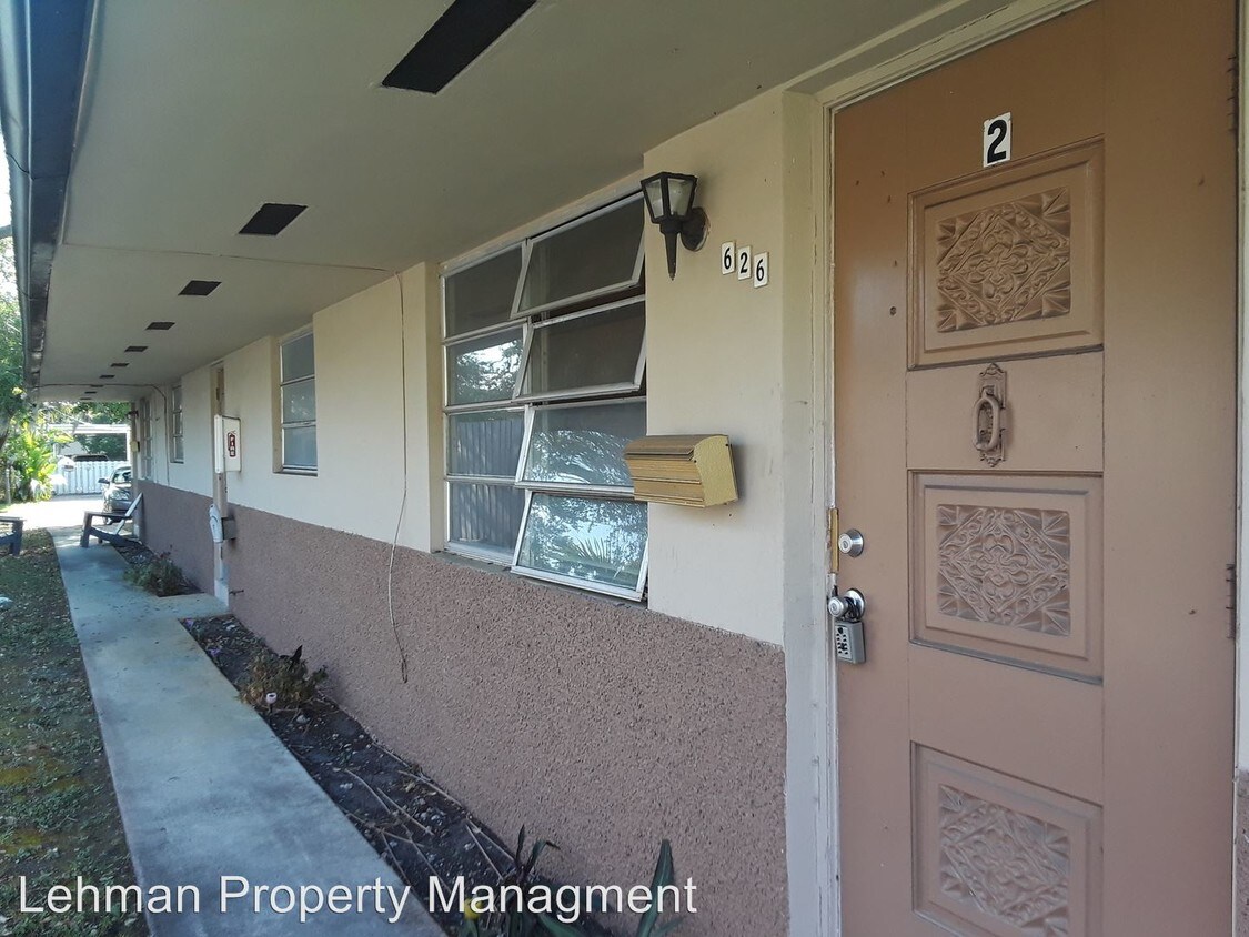 Primary Photo - 624 SW 7th Ave