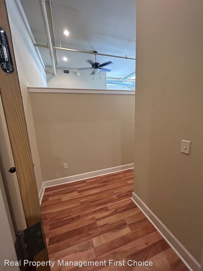 Foto del edificio - 1 br, 1 bath House - 821 Garrison Avenue A...