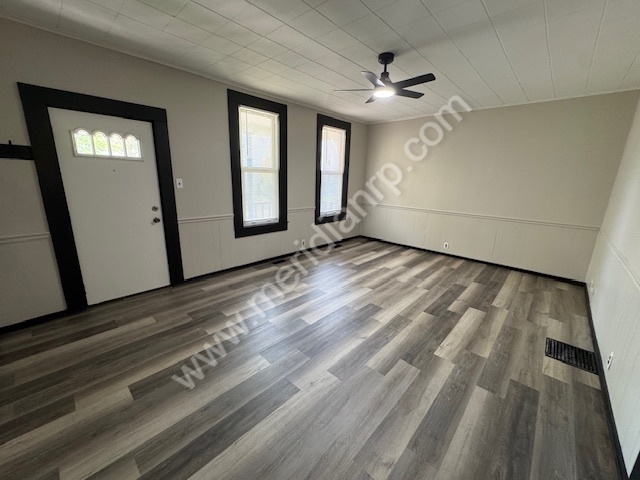 Building Photo - 730 3rd St