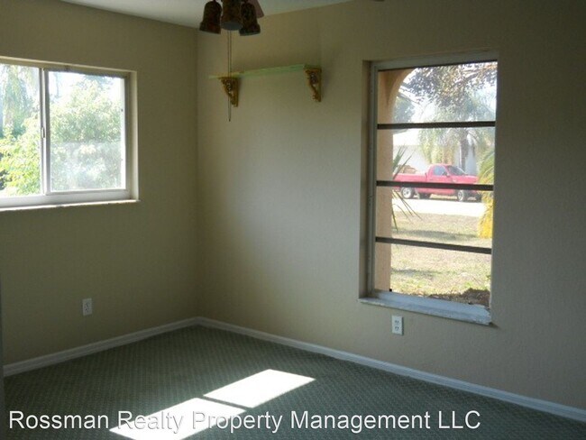 Foto del edificio - 3 br, 2 bath House - 3733 SW 1st Ave