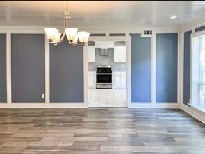 Foto del edificio - 17715 Loring Ln