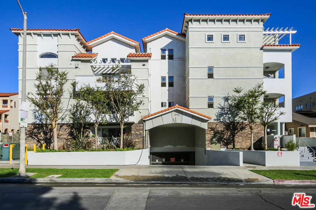 4733 Elmwood Ave Unit 103, Los Angeles, CA 90004 Room for Rent in Los