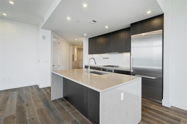 Foto del edificio - 501 West Ave