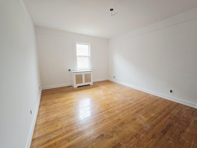 Foto del edificio - 8803 2nd Ave