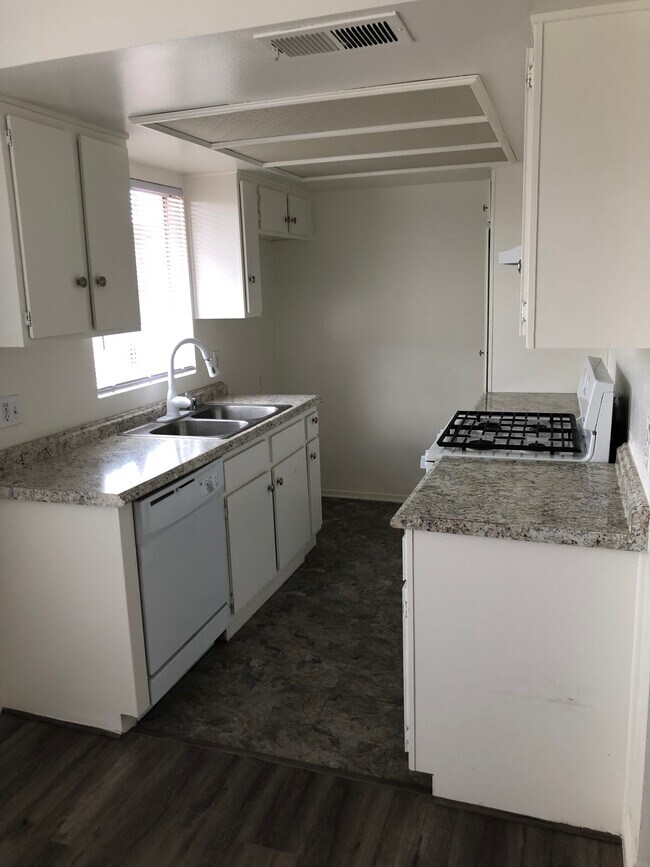 Cocina - 1707 Keeler St