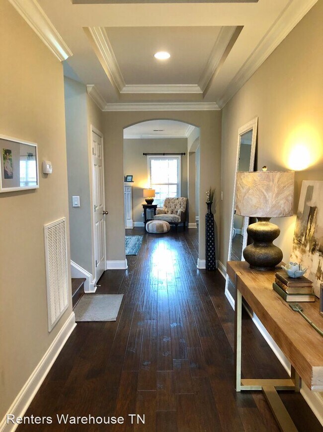 Building Photo - 4 br, 3.5 bath House - 5001 Laughing Brook...