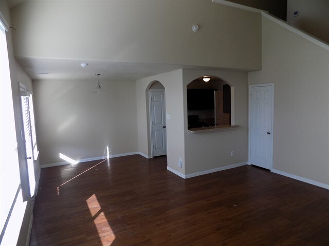 Foto del edificio - 2618 Bammelwood Dr