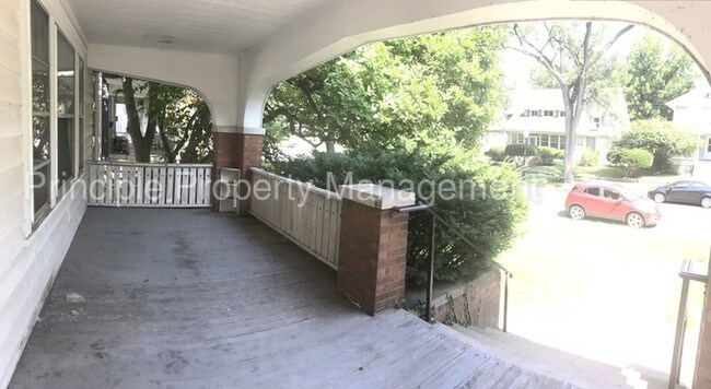 Building Photo - Home in Bradley Campus