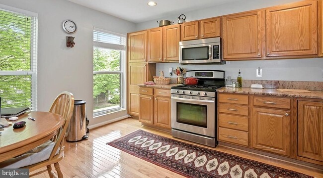 Building Photo - 12062 Edgemere Cir