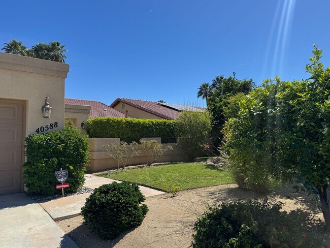 Building Photo - Long Term - Lovely 3 Bedroom Home w/ Pool & Spa in Palm Desert!