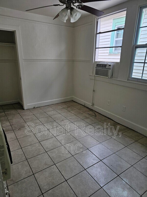 Building Photo - 4513 Baudin Street
