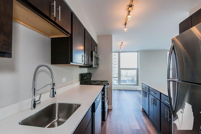 Foto del edificio - 5600 N Sheridan Rd