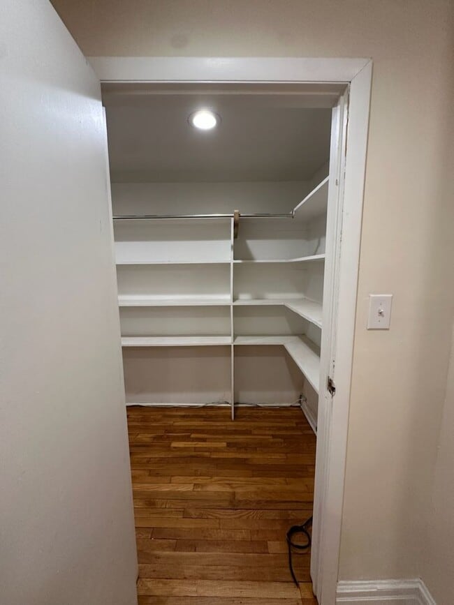 Interior Photo - New King Edward Apartments