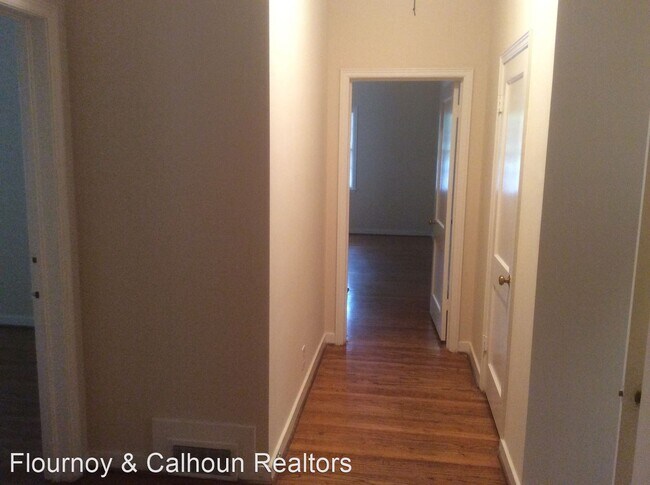 Foto del edificio - 1670-1672 Wildwood Ave