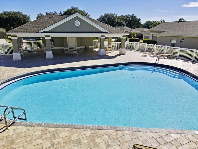 Building Photo - 5044 Gato Del Sol Cir
