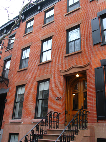 Primary Photo - Sunny Brownstone Apt. in Carroll Gardens