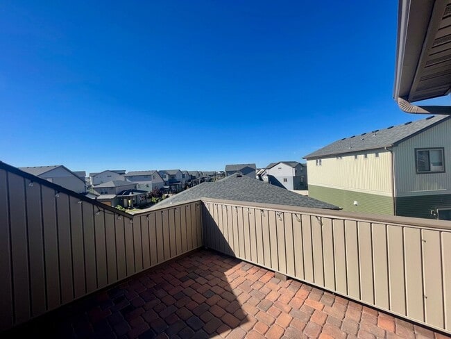 Building Photo - STYLISH 3-BEDROOM HOME WITH PRIVATE ROOFTOP PATIO IN BANNING LEWIS RANCH - Security Deposit Alter...