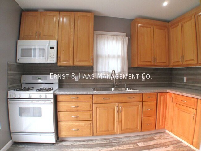 Foto del edificio - 3716 Orange Ave