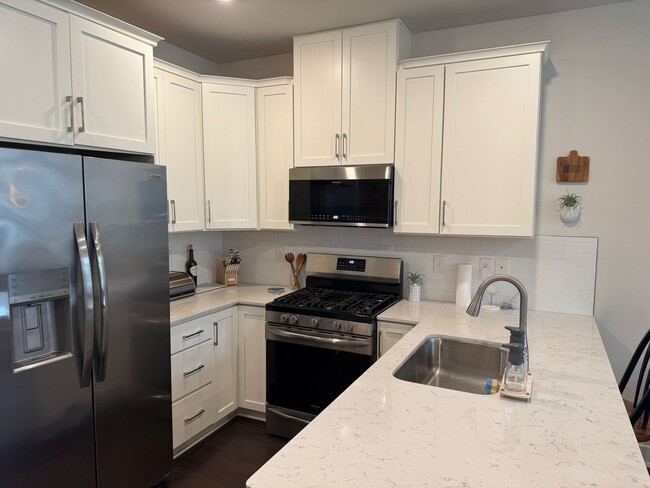 Building Photo - Beautiful SteelPointe 2 Bedroom 1.5 Bath Townhome for Rent in Phoenixville $2,690/month