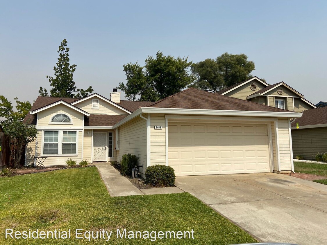 Primary Photo - 3 br, 2 bath House - 4409 Country Run Way