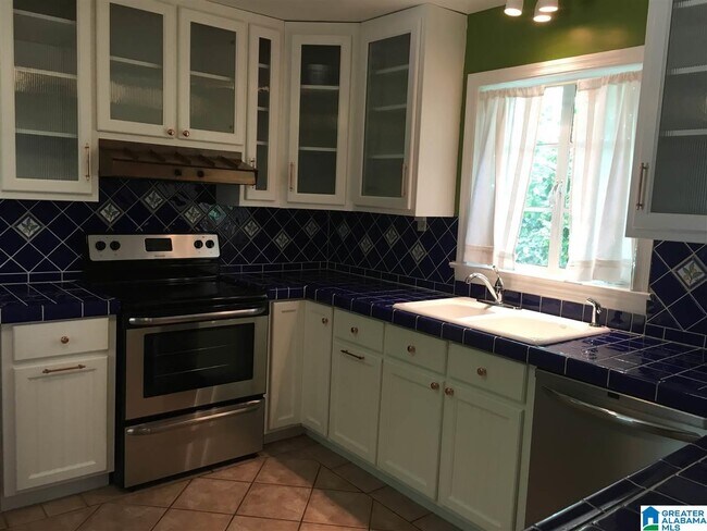 Foto del edificio - 1602 Woodfern Dr