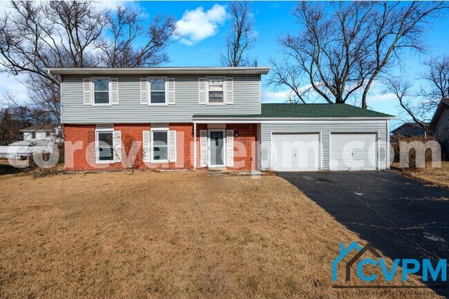 Foto del edificio - 7884 Huguenot Ct