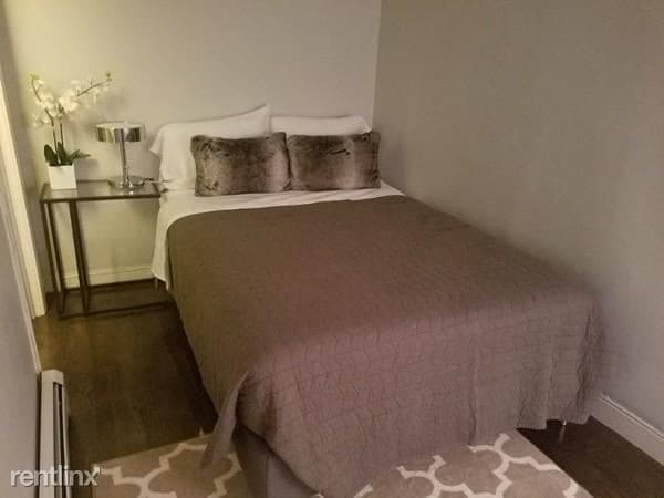 Building Photo - 77 Mt Vernon St