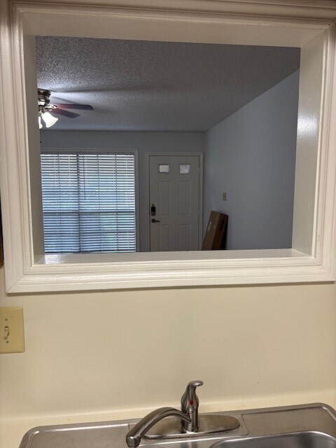 Building Photo - 1311 Antoine Dr