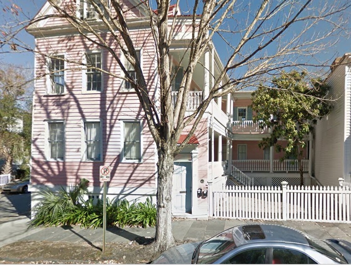 Primary Photo - 72 Pitt St