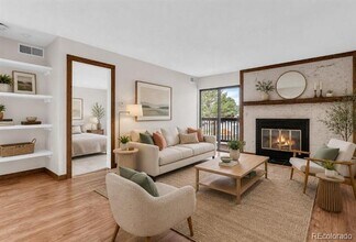 Building Photo - 9666 Brentwood Way