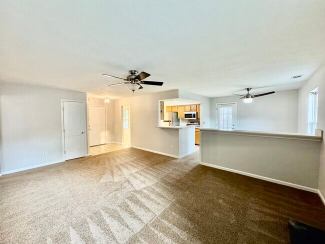 Foto del edificio - 612 Oak Grove Rd