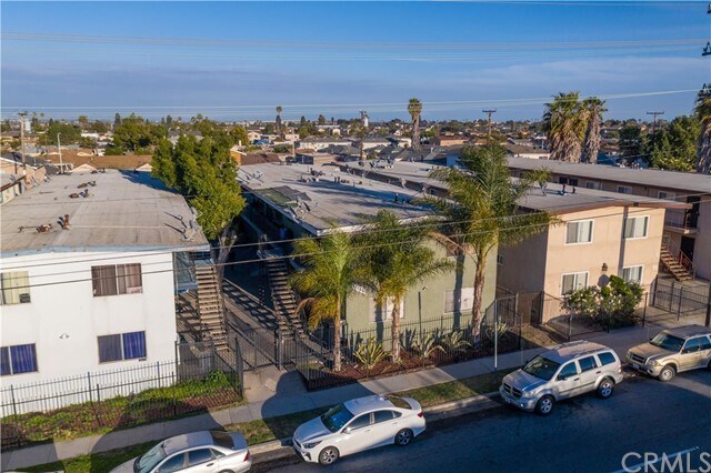 Building Photo - 11124 Normandie Ave