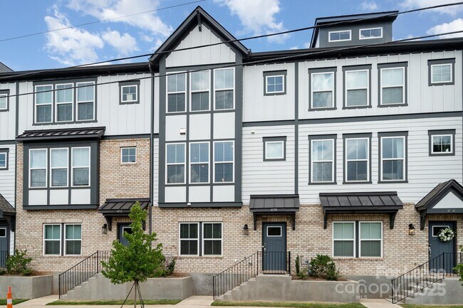 Building Photo - 408 Catawba Ave