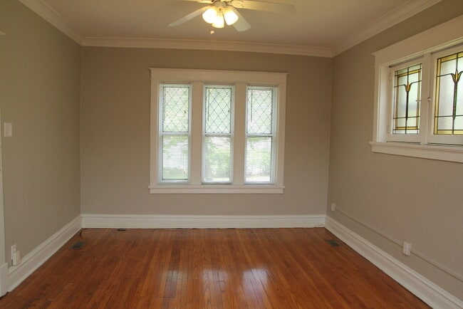 Building Photo - 2034 McCausland Ave