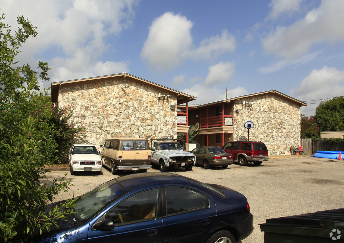 Building Photo - 8410 Beech Drive Apartments