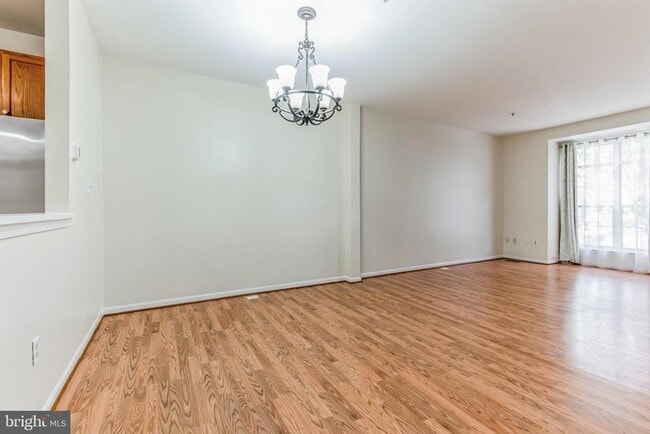 Building Photo - 2519 Dog Leg Ct